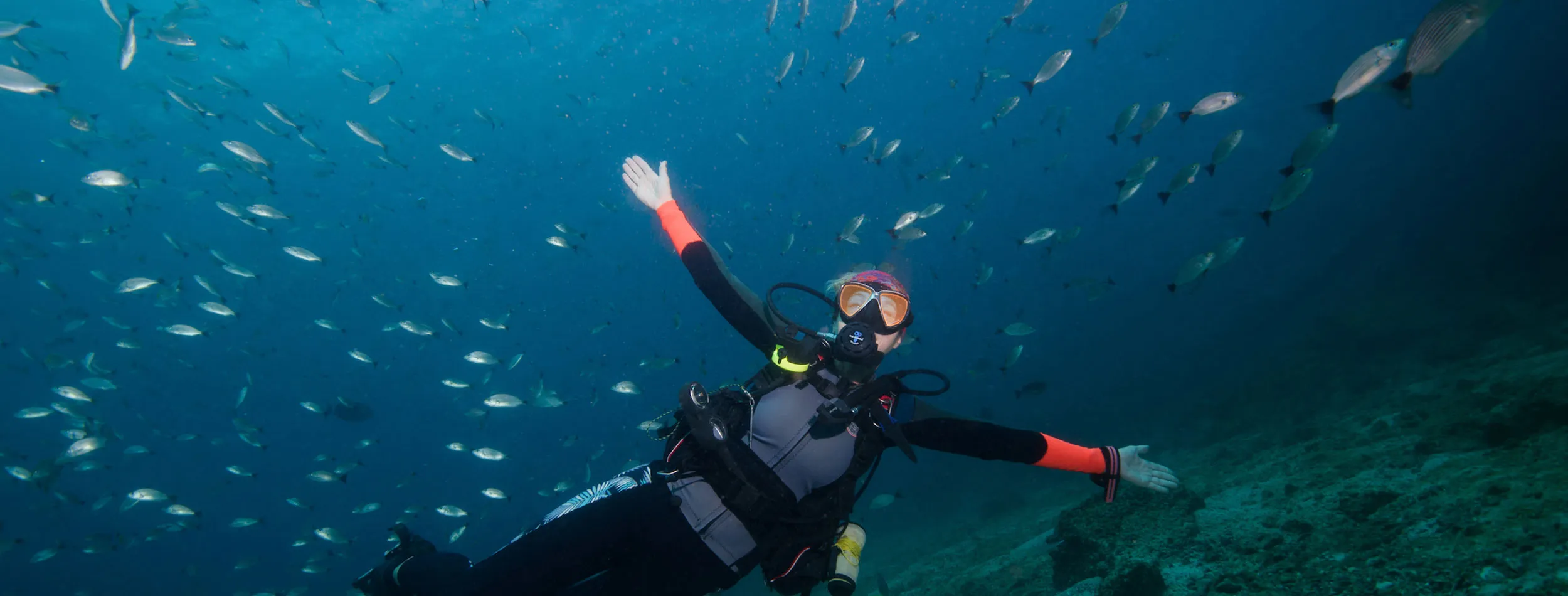 14 Days of Underwater Adventure DIVING COSTA RICA